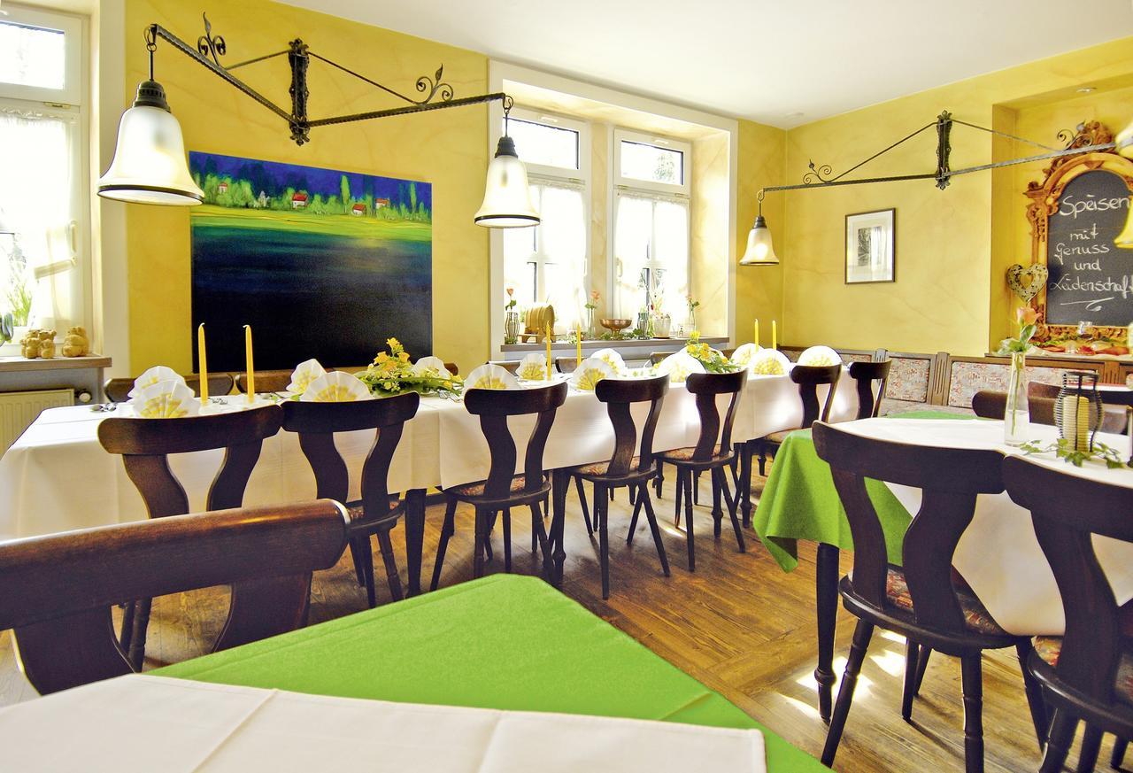 Landgasthaus Roemerhof أوبرنبورغ آم ماين المظهر الخارجي الصورة