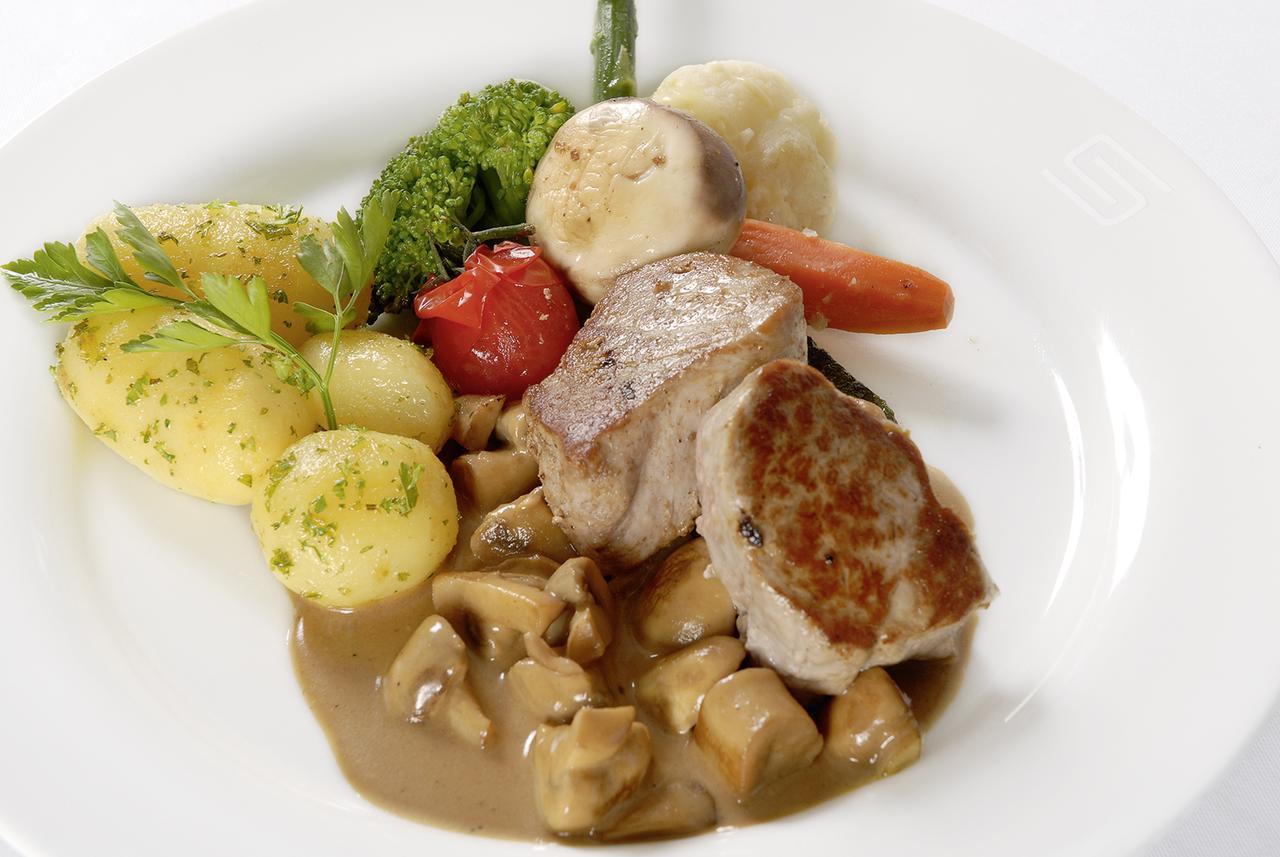 Landgasthaus Roemerhof أوبرنبورغ آم ماين المظهر الخارجي الصورة